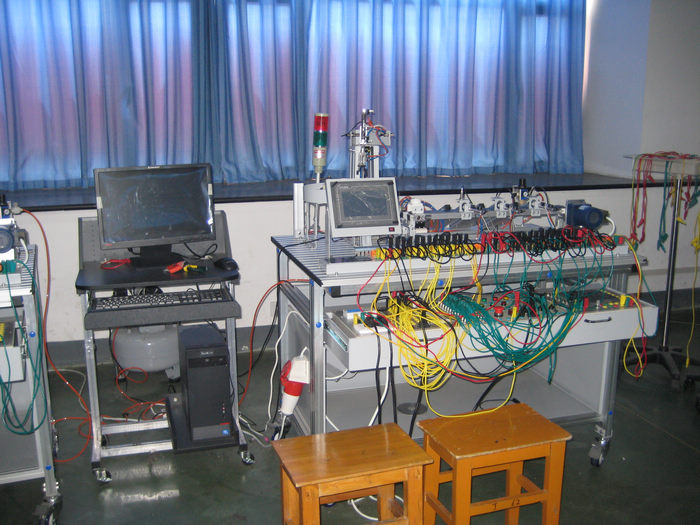 石家莊工程技術學校機電工程系實訓室_河北培訓網(wǎng)